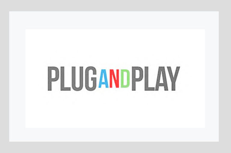 Plug and Play Logo